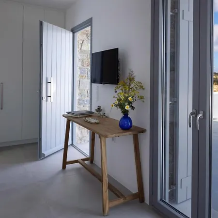 Geraeumige Mit Privatem Pool Und Schoener Aussicht Apartment *