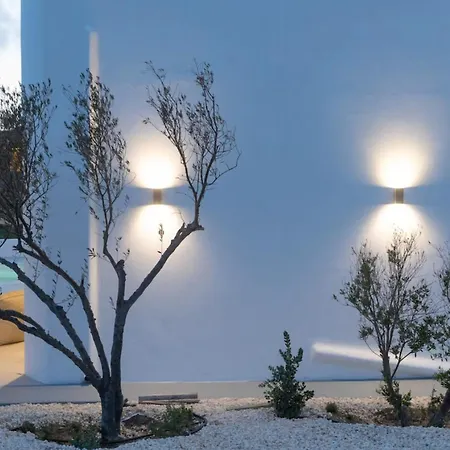 Geraeumige Mit Privatem Pool Und Schoener Aussicht Ornos (Mykonos)